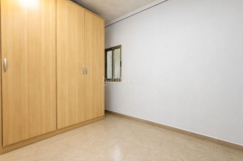Foto 164c2266-20eb-4b9d-8297-c91096befa04. Casa un edificio a precio de vivienda en Massamagrell