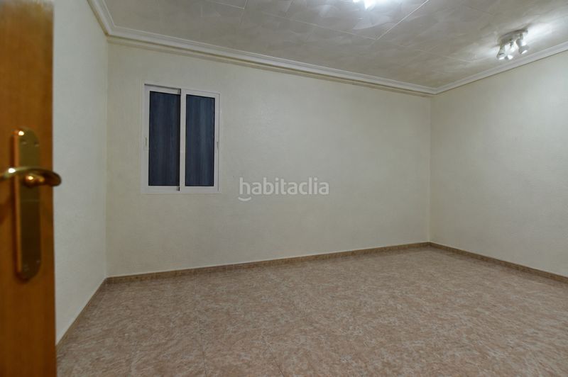 Foto 9525efe1-3c91-4754-b8da-fda981c05d4e. Casa un edificio a precio de vivienda en Massamagrell