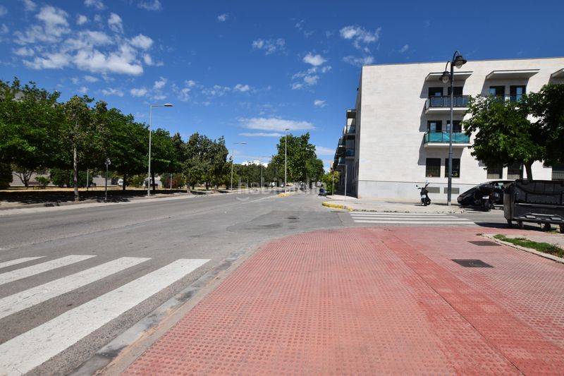 Foto a29b7515-0184-42b1-8528-c4b6802649c0. Casa un edificio a precio de vivienda en Massamagrell
