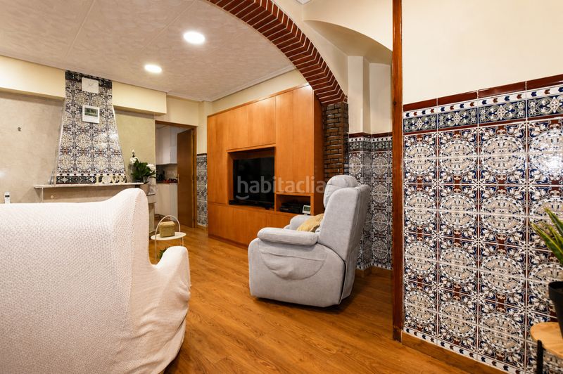 Foto e67e2f3b-eb96-4b67-a67d-c557d74197a6. Casa un edificio a precio de vivienda en Massamagrell