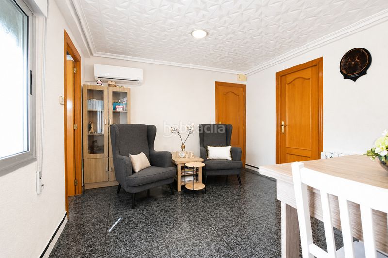 Foto e8da893a-2bbe-4888-80df-fb6362ccc7e3. Casa un edificio a precio de vivienda en Massamagrell