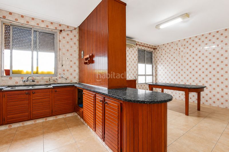 Foto e4e1ef2a-1d43-4c0e-8465-3fedbac6fd72. Casa a Foios