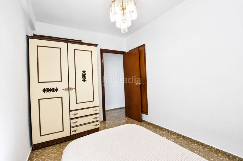 Foto 501f3be1-e228-4cea-916e-14a4ee8c0afa. Pis a Rafelbunyol