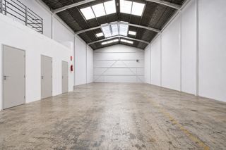 Location Bâtiment à usage industriel  Cl massamagrell. Tenemos las llaves de tu negocio!!