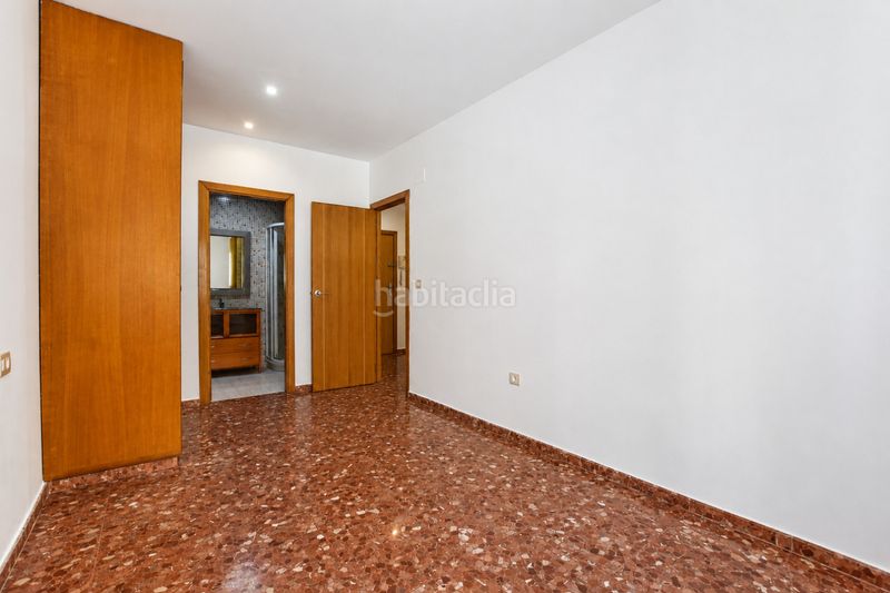 Foto 8646f5c2-5d14-41f4-af9a-6830ad94eff0. Piso planta baja familiar en Rafelbunyol