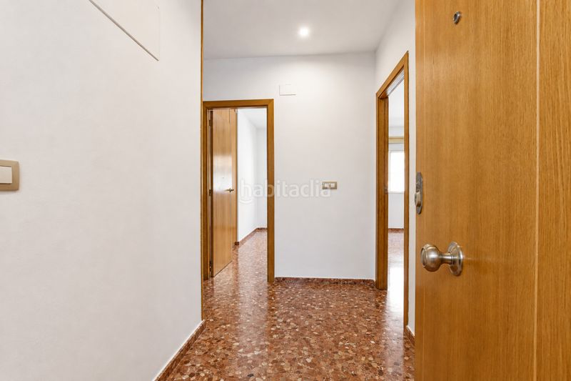 Foto 9b549df3-879f-4218-8b5d-9230b958f769. Piso planta baja familiar en Rafelbunyol