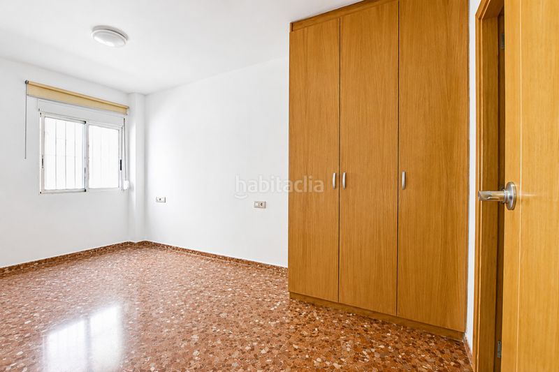 Foto ba40f0a1-8ee6-4778-9f67-5e13071f34ad. Piso planta baja familiar en Rafelbunyol