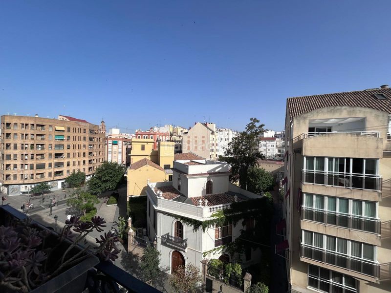 Foto 25a2b5a1-b171-45cc-ae3c-7f04e77b26e2. Lloguer pis a Russafa Valencia