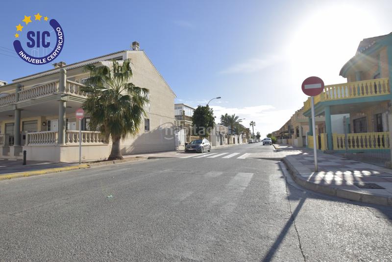 Foto cfee27fb-4d63-45a1-9ffb-f86eeef7e96f. Terrain résidentiel dans playas de Puçol Puçol