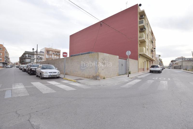 Foto d16df0bc-a665-4795-b3e1-015613401d64. Terreny residencial a Rafelbunyol