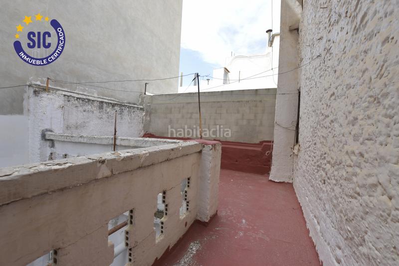 Foto 4f5f1a3c-f91d-49f6-96ea-ad748176408a. Casa a Rafelbunyol