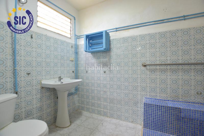 Foto ad5c9c78-09b3-4305-9136-6ab641bbc7ec. Casa a Rafelbunyol