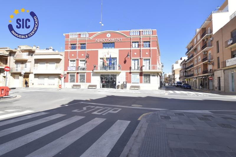 Foto d4299fa3-62f7-4f97-9bb4-05672ce3ff77. Casa a Rafelbunyol