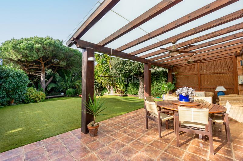 Foto c7b7d8ef-4862-4473-8863-459e25534769. Casa con camino riscaldamento parcheggio piscina in Sant Andreu de Llavaneres