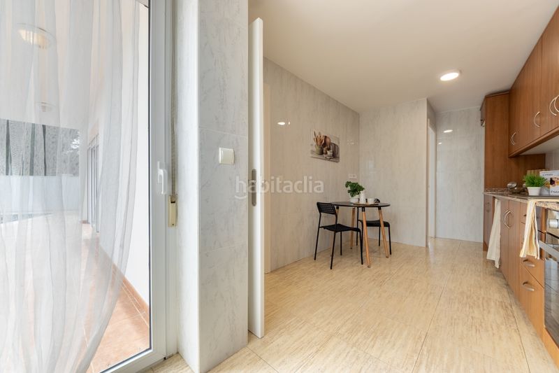 Foto 0af43718-989d-4886-8bda-115a56ee926d. Casa adossada amb aparcament piscina a Calafat Ametlla de Mar (L´)