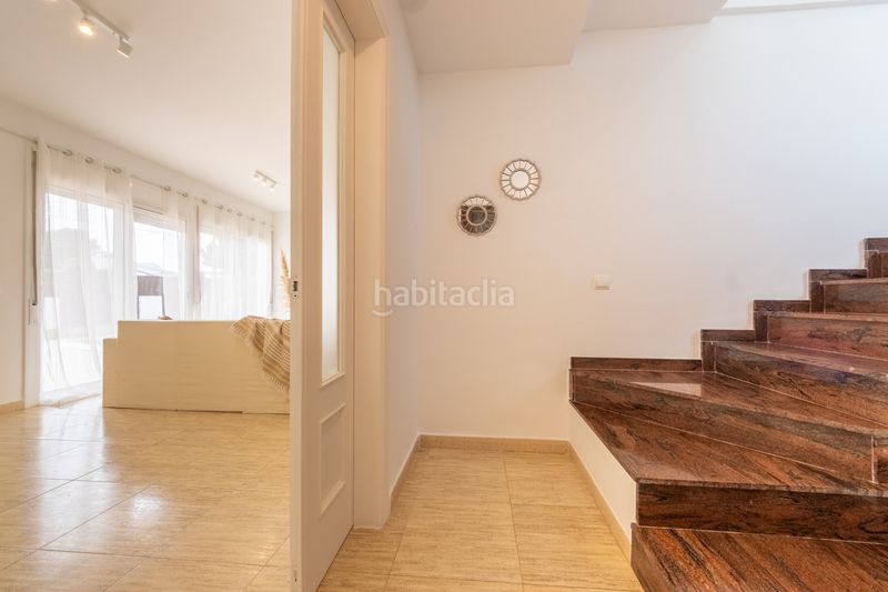 Foto 45abb449-6a0e-477c-ba85-9e22f29fdede. Casa adossada amb aparcament piscina a Calafat Ametlla de Mar (L´)