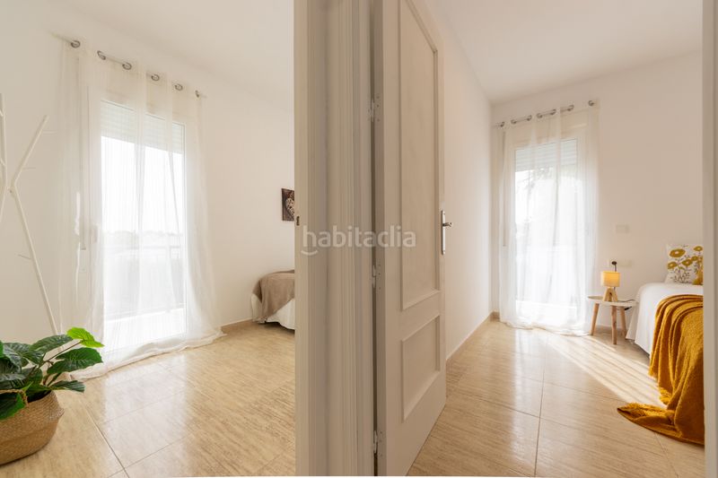 Foto 45bf6e05-51f7-43f8-a421-53236c890cd6. Casa adossada amb aparcament piscina a Calafat Ametlla de Mar (L´)