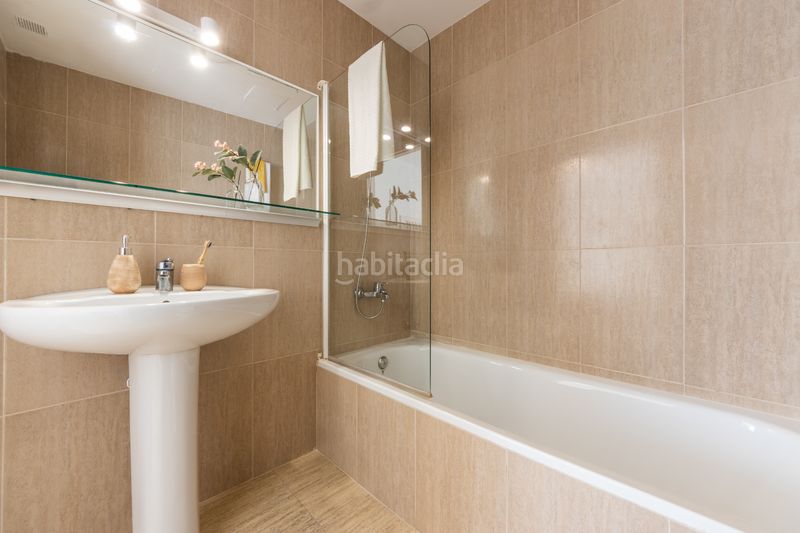 Foto cf51e05b-2658-4ee9-be7c-c400823dc8e6. Casa adossada amb aparcament piscina a Calafat Ametlla de Mar (L´)
