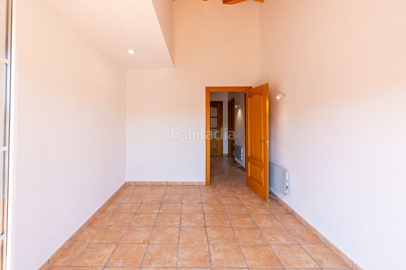 Foto 1680ee69-eea8-448c-988d-88b0f18050eb. Casa amb calefacció aparcament a Can Palet de Vista Alegre Terrassa