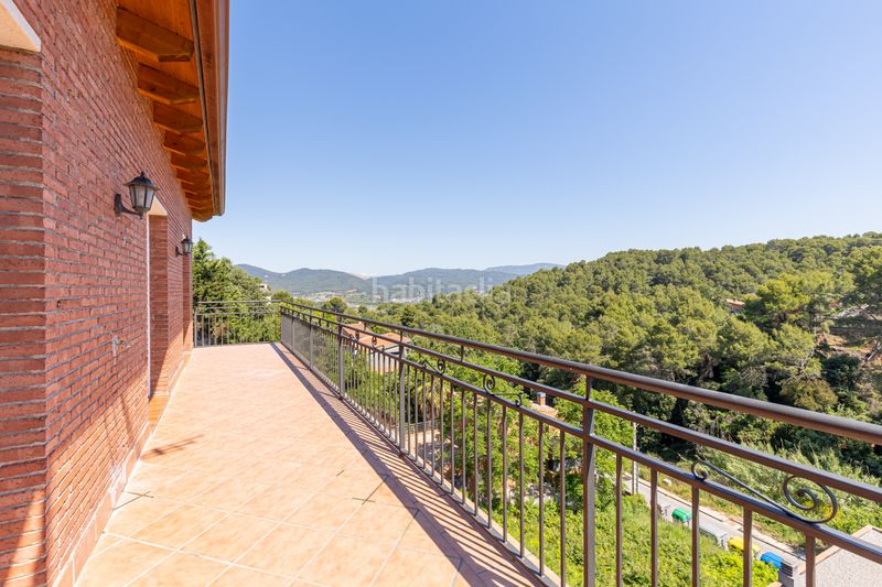 Foto c5e57ad1-7341-4136-a24c-39c2f8ab376a. Casa amb calefacció aparcament a Can Palet de Vista Alegre Terrassa
