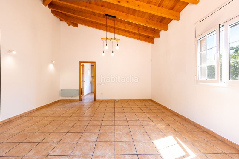 Foto e7c9ed09-b8ac-4751-82d1-68ca53539980. Casa amb calefacció aparcament a Can Palet de Vista Alegre Terrassa