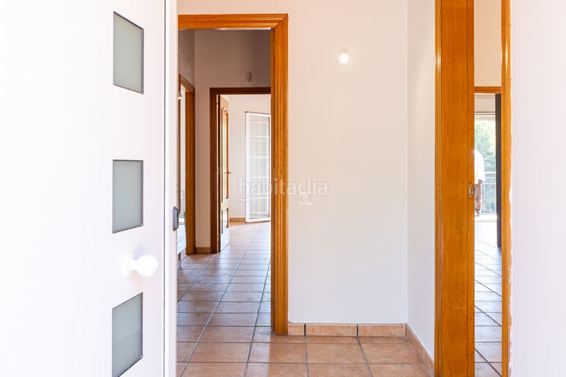 Foto faa2ccaf-79ad-40f8-9870-ecf0e43b8e50. Casa amb calefacció aparcament a Can Palet de Vista Alegre Terrassa
