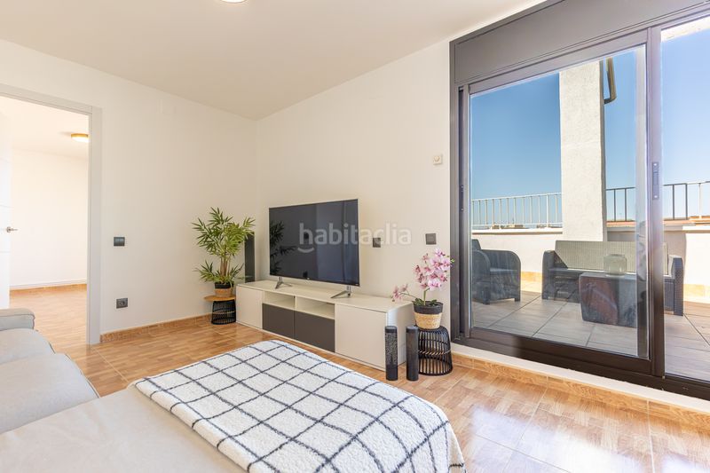 Foto eda10b2f-0f66-44b8-a964-4361433c3c99. Àtic amb calefacció a La Maurina Terrassa
