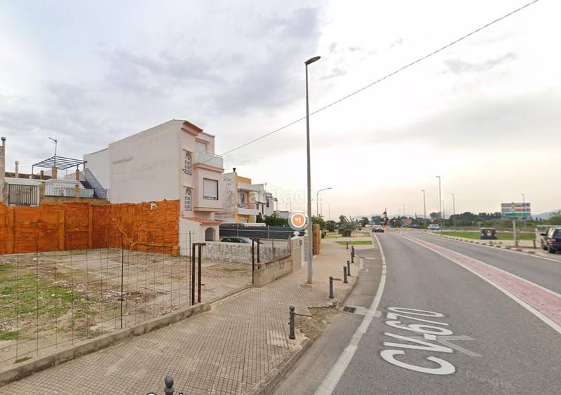 Foto df101fa3-f6b7-4375-9606-beffe519758d. Terreny residencial a cristo rey 62 a Daimús