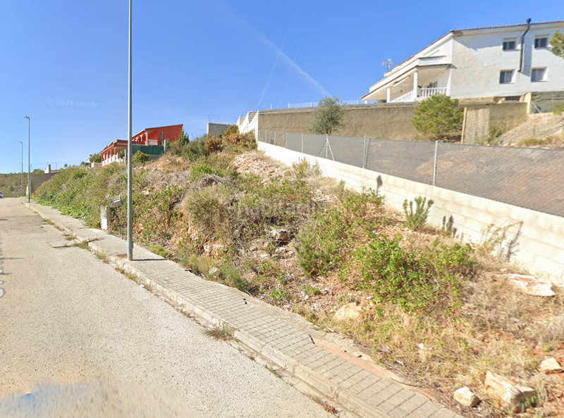 Foto a7dbcd70-9245-4857-9f73-5d41dd2cee1a. Terreny residencial a seda 7 a Montroy