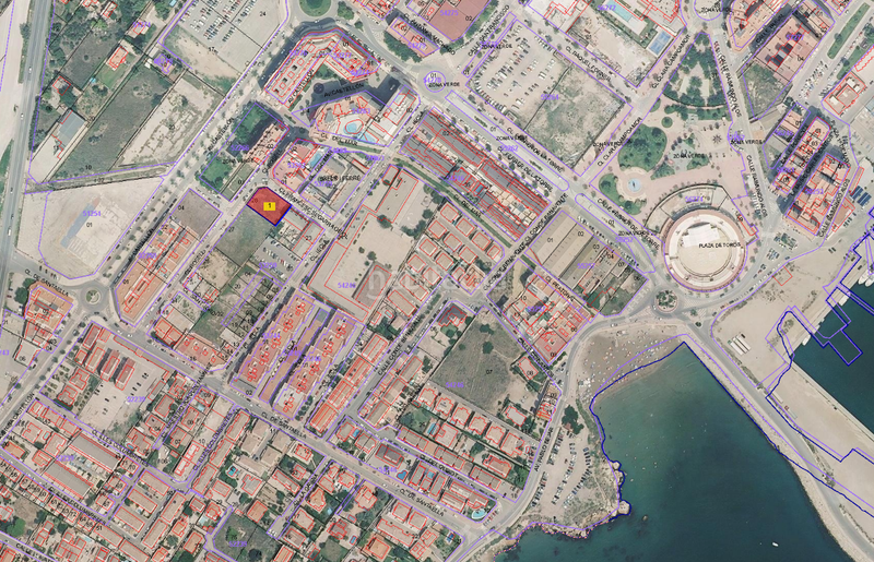 Foto 6195cf51-1464-4998-a2ca-e7e25af23007. Terreny residencial a rosell 5 a Casco Urbano Vinaròs