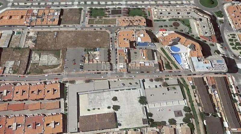 Foto cbfe5751-eb5d-410b-8a17-0a4dd46388ef. Terreny residencial a rosell 5 a Casco Urbano Vinaròs