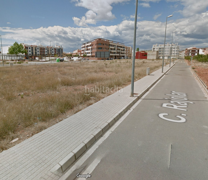 Foto 65bb3c98-bcc3-4b57-9a46-5af6218a67bc. Terreny residencial a eixim perez de daroca 9 a Chilches