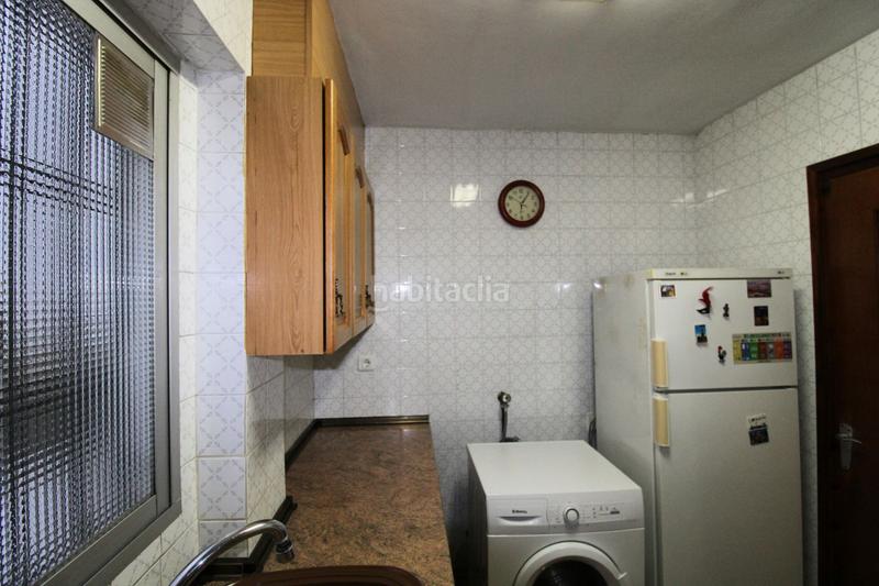 Foto e05d1f3e-966b-4f4c-800e-c59fcda810d3. Pis a Ciutat Jardí Valencia