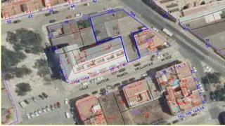Terreny residencial a Reverend rafael peris 33. Solar en carlet