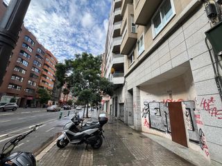 Local Comercial a Cardenal benlloch 23. Local comercial en valencia