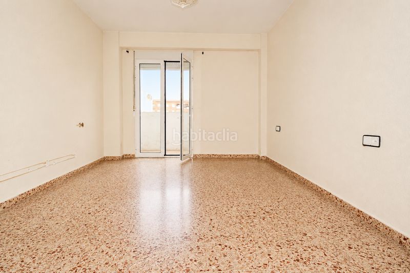 Foto ddfeb0c8-bfec-4654-8a51-48018e77215b. Pis a Nou Benicalap Valencia
