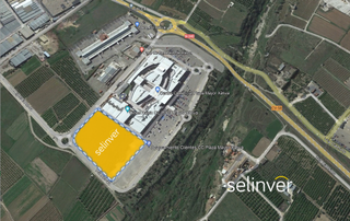 Terreny residencial a Antiga senda de carcer 3. Solar comercial