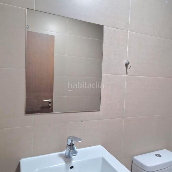 Foto c03ded22-8bd2-466e-9930-6a808fd64577. Pis a La Nucia Pueblo Nucia (la)