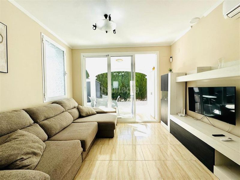 Foto 189a4a5c-e65c-4888-9a55-bd77811d4e35. Casa adossada amb piscina a Cometa Calp