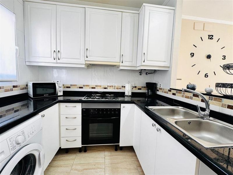 Foto 26d70508-17e2-485e-853c-653f45760897. Casa adossada amb piscina a Cometa Calp