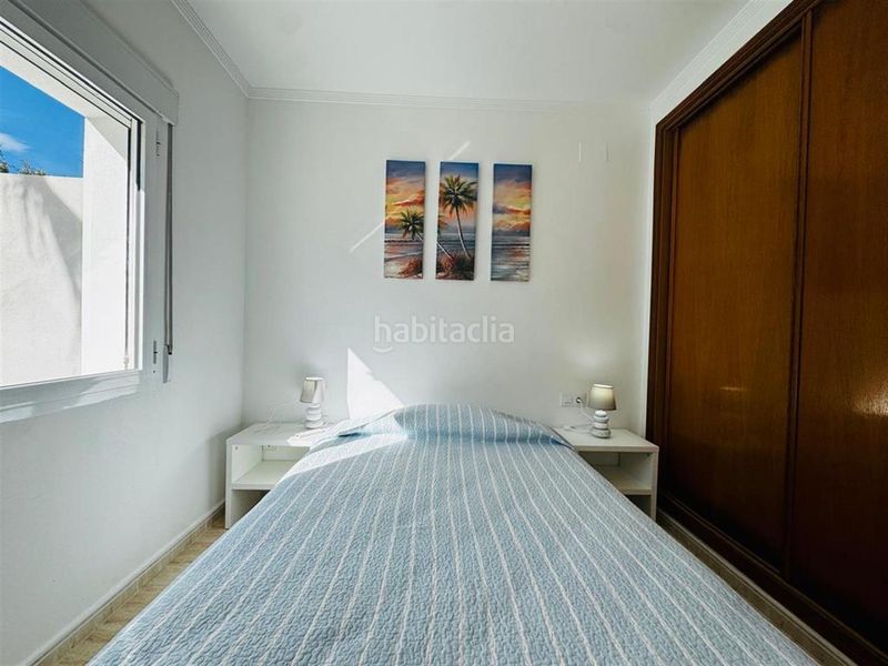 Foto 2be6546a-5e02-48dc-811e-dbafc0fad9d1. Casa adossada amb piscina a Cometa Calp