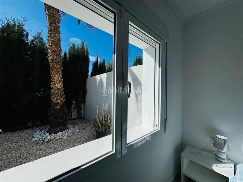 Foto 49186605-74e8-496a-bf53-451bf0e49dd5. Casa adossada amb piscina a Cometa Calp