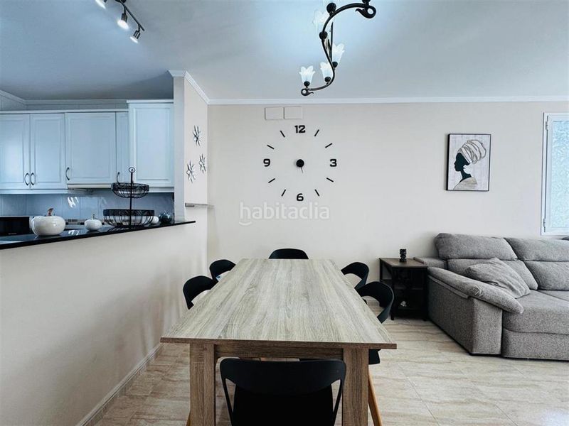 Foto 76bae2c0-bfff-41ab-ae2a-97b8d8e88322. Casa adossada amb piscina a Cometa Calp