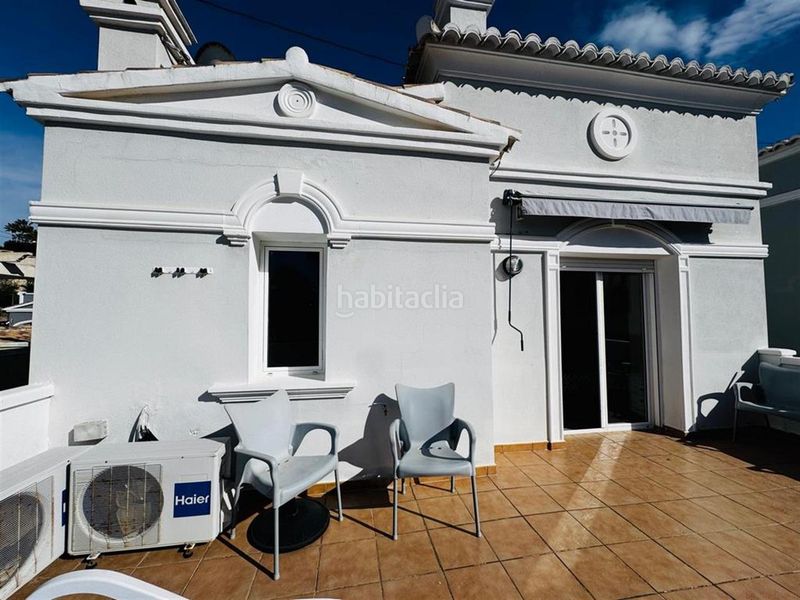 Foto 9e35950c-6bb4-49f1-9d02-dc3d44c9dc99. Casa adossada amb piscina a Cometa Calp