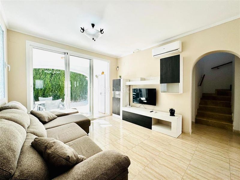 Foto e8bc20f4-473f-4a12-9b69-453587ec362f. Casa adossada amb piscina a Cometa Calp