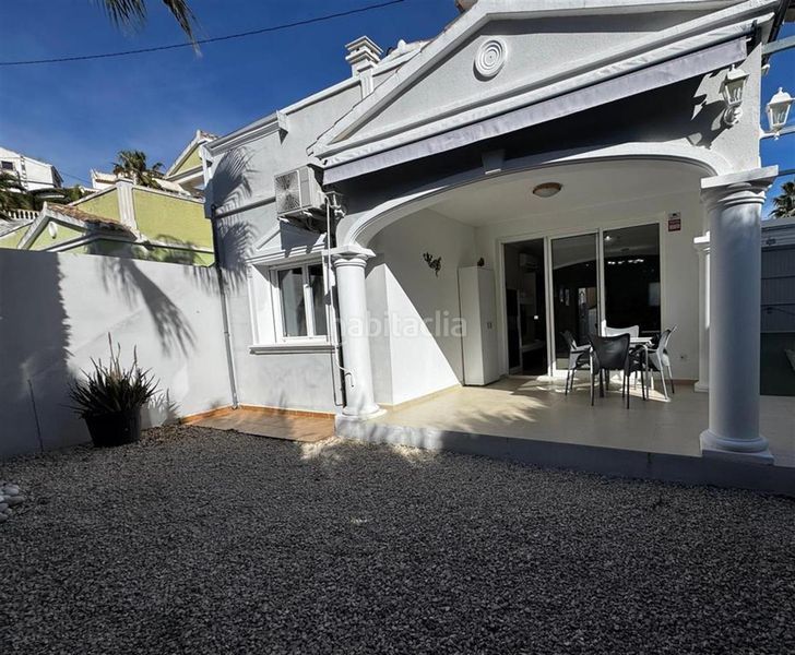 Foto fc3b02ed-c777-4c5b-a473-54d9d8284b46. Casa adossada amb piscina a Cometa Calp