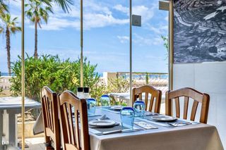 Local Comercial a Playa Arenal - Bol