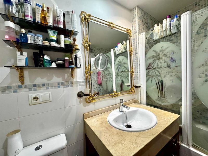 Foto a071aa77-9938-4bad-bb3c-cc3ad35f21fc. Casa amb aparcament piscina a Golf Bahía Finestrat