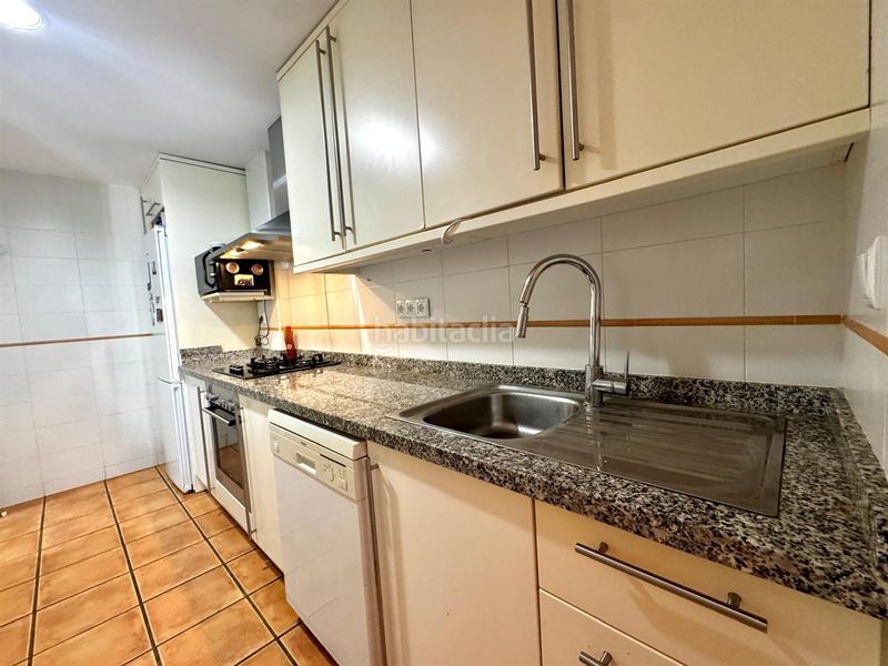 Foto b9c6228e-9a2f-4d96-a520-5b0b8b70cfb6. Casa amb aparcament piscina a Golf Bahía Finestrat