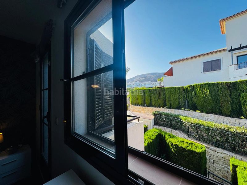 Foto cd8394ff-638b-4bf8-9433-f333e4aff202. Casa amb aparcament piscina a Golf Bahía Finestrat